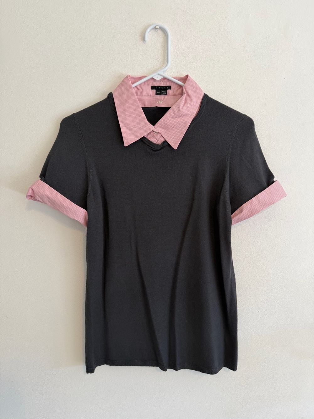 Theory Merino Wool Short Sleeve Sweater with Detachable Pink Collar & Cuffs L